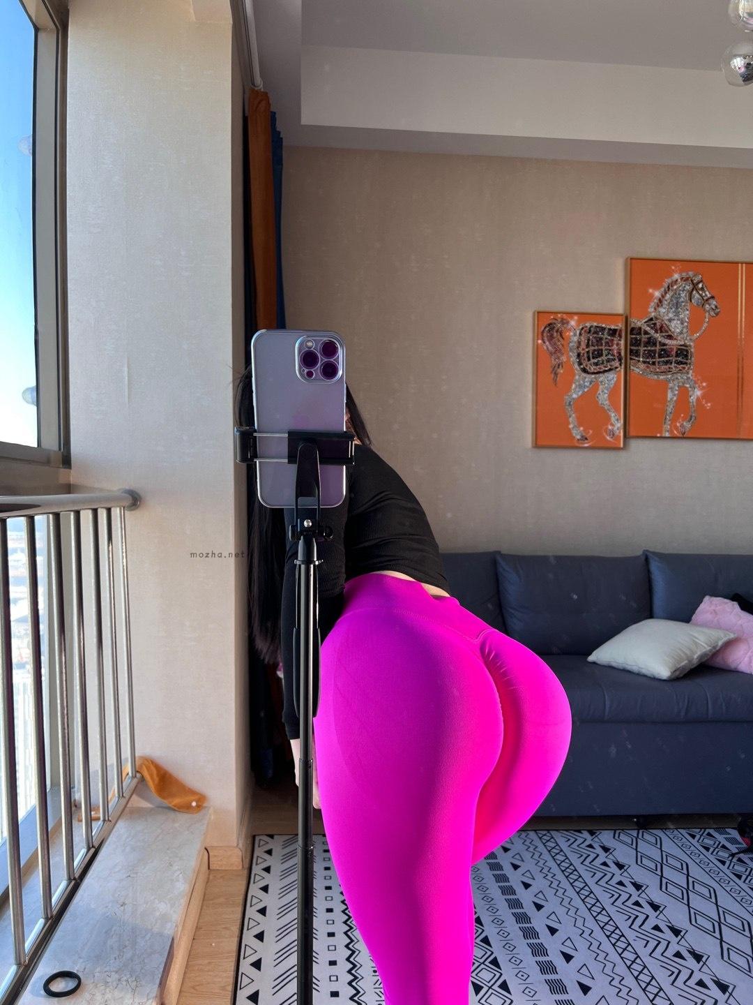 120斤的小王同学 – 大PP连拍【9P】